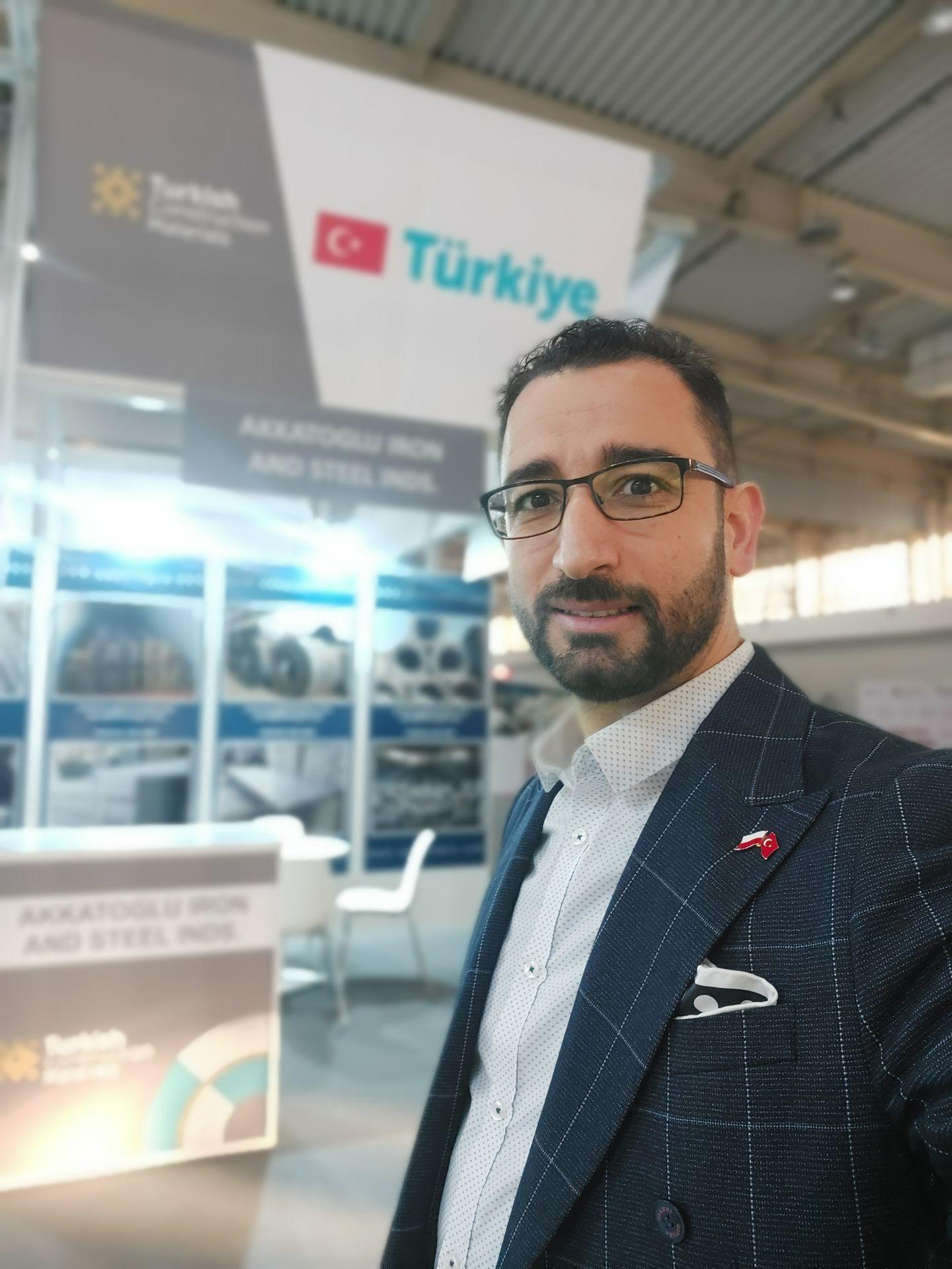Ozgur Ilerten 